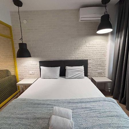 Nyma White Apartments, The Luxury Suites 塞萨洛尼基 外观 照片
