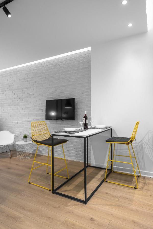 Nyma White Apartments, The Luxury Suites 塞萨洛尼基 外观 照片