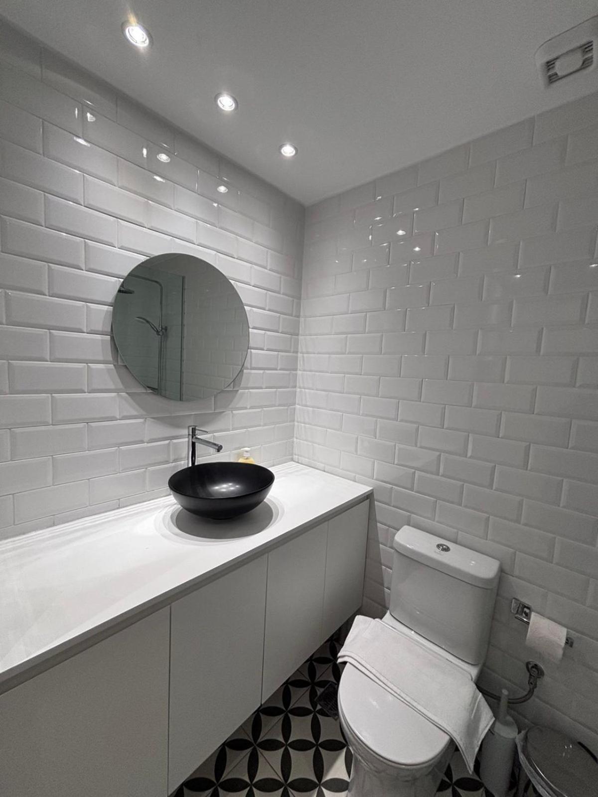 Nyma White Apartments, The Luxury Suites 塞萨洛尼基 外观 照片