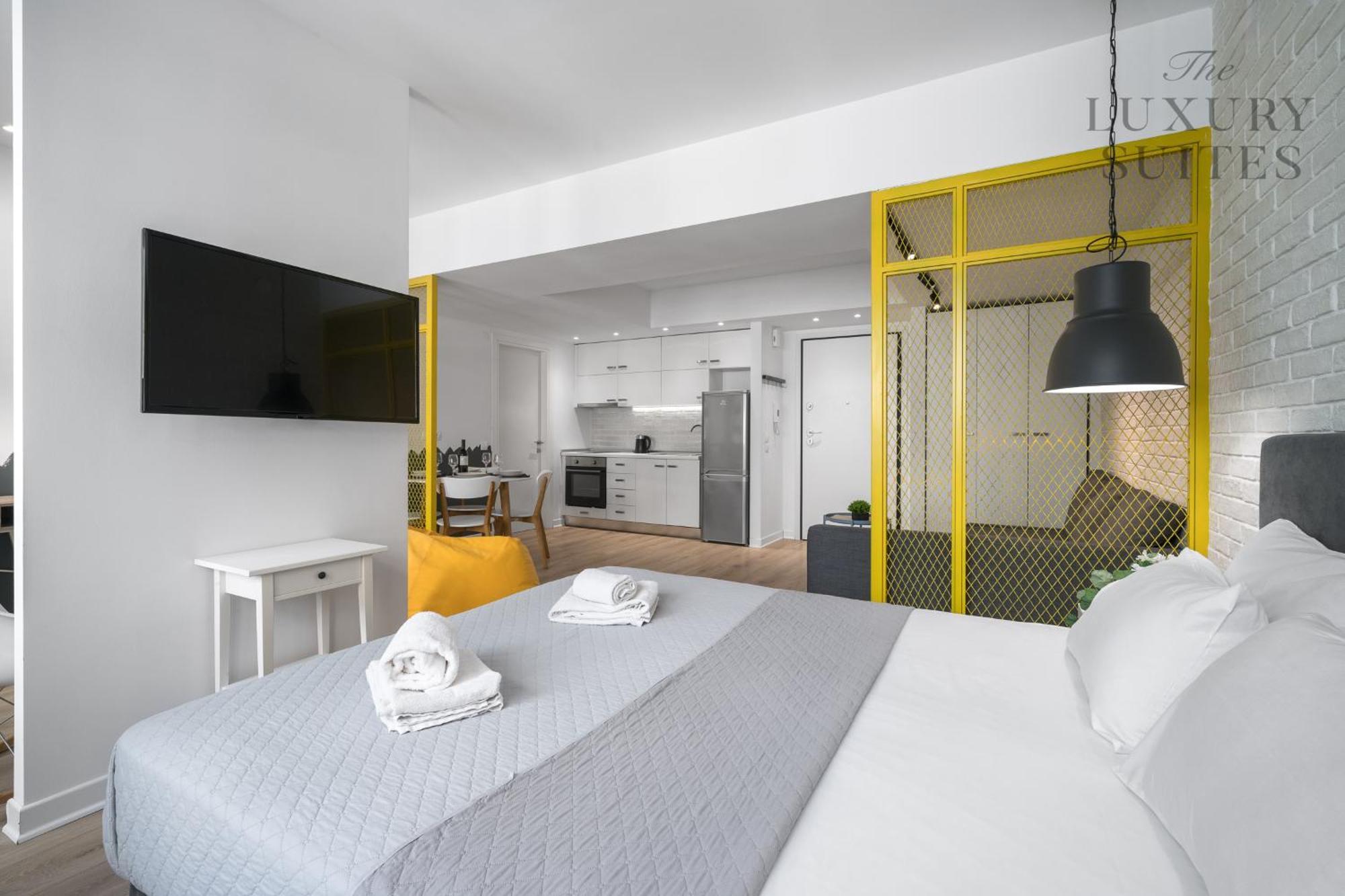 Nyma White Apartments, The Luxury Suites 塞萨洛尼基 外观 照片