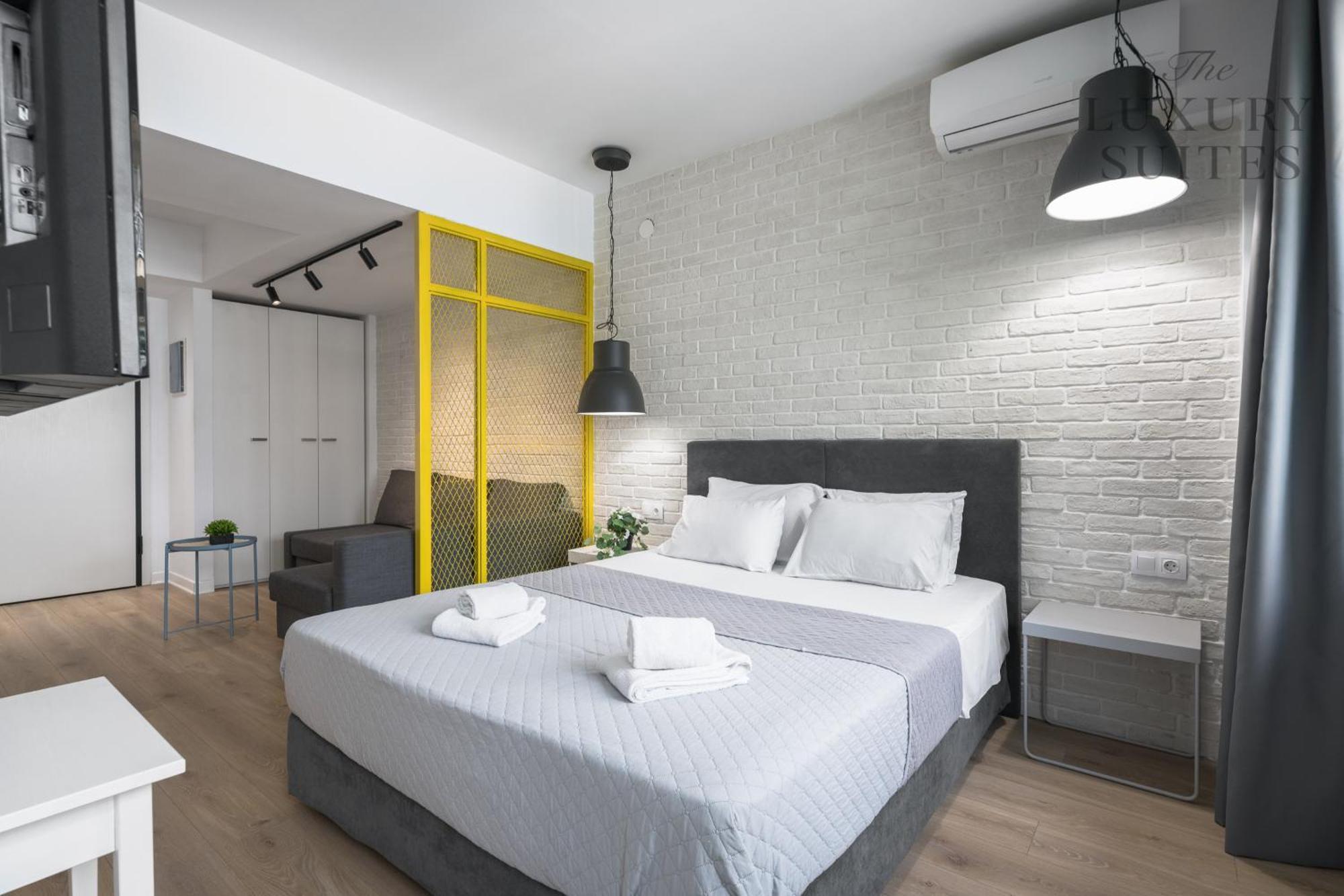 Nyma White Apartments, The Luxury Suites 塞萨洛尼基 外观 照片