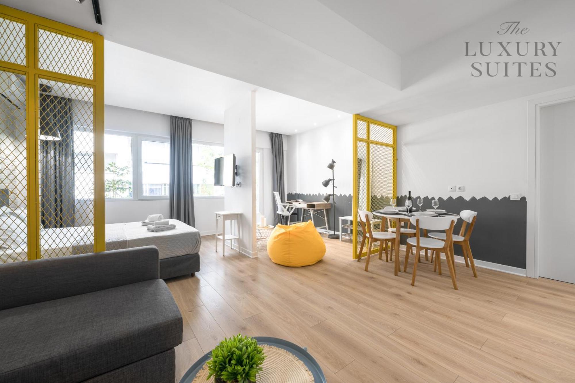 Nyma White Apartments, The Luxury Suites 塞萨洛尼基 外观 照片