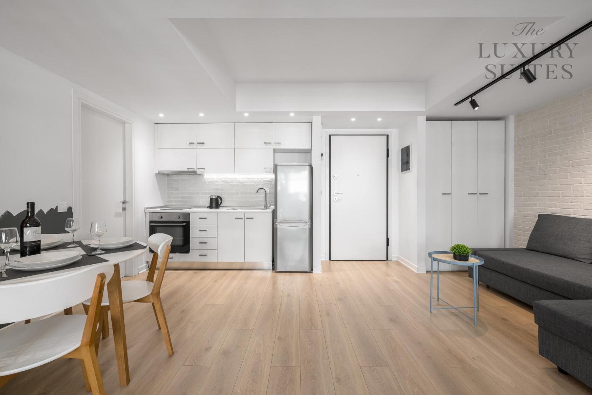 Nyma White Apartments, The Luxury Suites 塞萨洛尼基 外观 照片