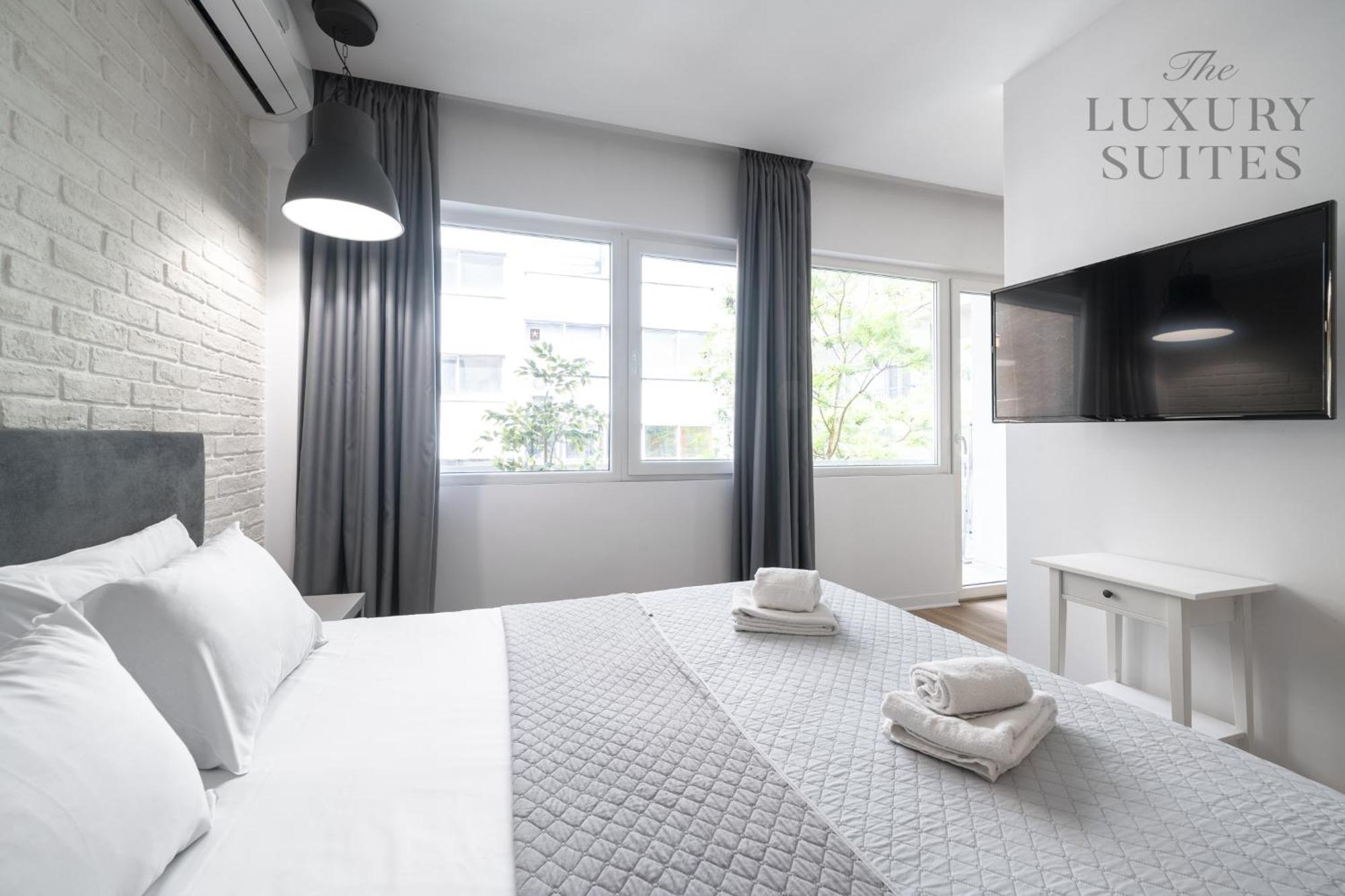 Nyma White Apartments, The Luxury Suites 塞萨洛尼基 外观 照片