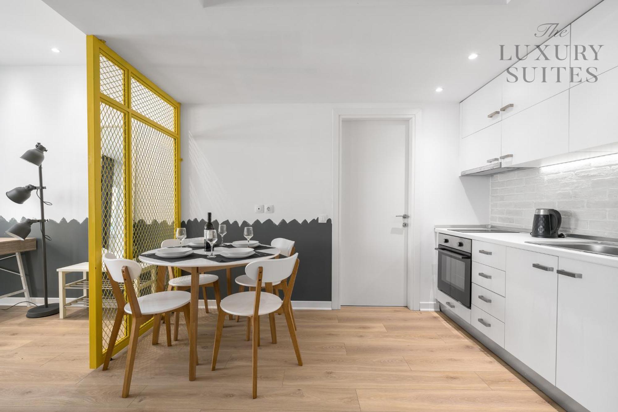 Nyma White Apartments, The Luxury Suites 塞萨洛尼基 外观 照片